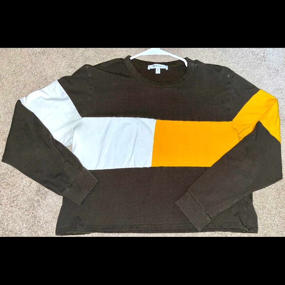Long sleeve crop top